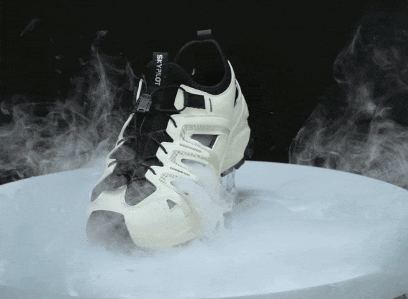 下暴雨出门应该穿什么鞋？首先排除洞洞鞋！(图12)