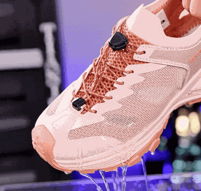 下暴雨出门应该穿什么鞋？首先排除洞洞鞋！(图31)