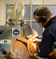 特朗普关税新政：欧盟鞋类出口躺赢？葡萄牙西班牙