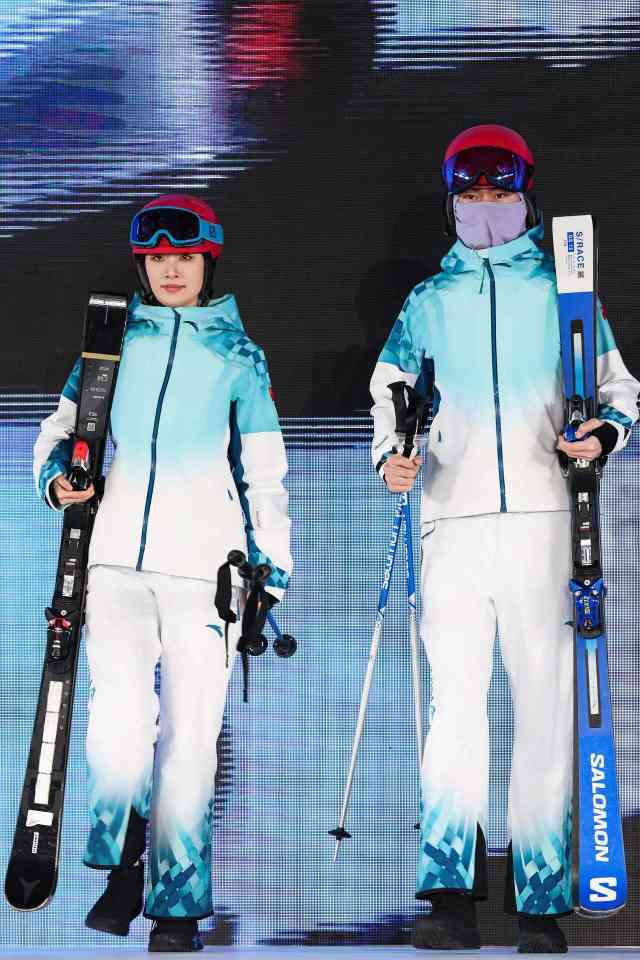 安踏，如何做到“长坡厚雪”(图4)