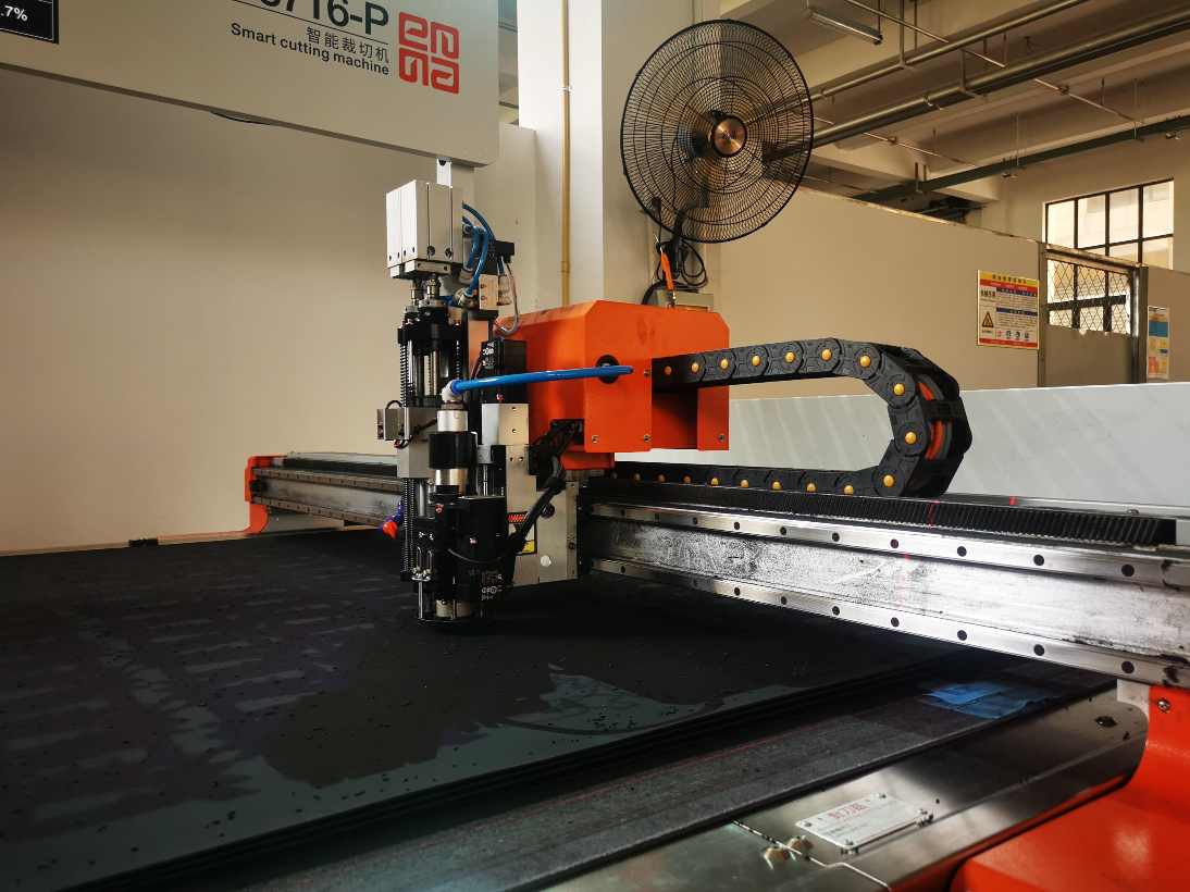 一双安全鞋的数智破局：传统制造如何“穿新鞋、走(图2)