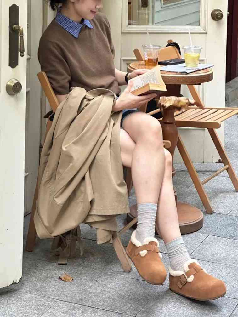 为什么女明星们总喜欢穿很“丑”的鞋？！(图70)