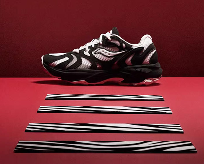 百年匠心遇东方生肖！索康尼AZURA RE马年限定运动鞋重磅释出图片1