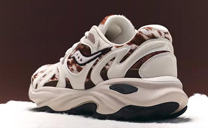 百年匠心遇东方生肖！索康尼AZURA RE马年限定运动鞋重磅释出图片7