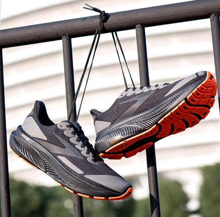 BROOKS 2025全新Ghost 17幽灵17反光跑鞋上市图片6