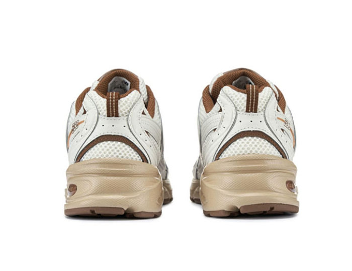 狂销万双？New Balance MR530复古老爹鞋凭什么成为街头 “断货王”？图片4