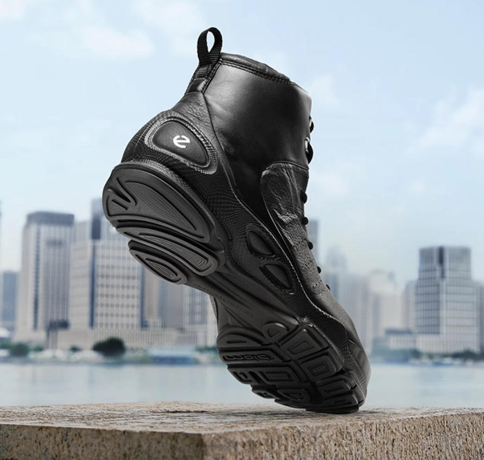 ECCO 2025秋季新款健步BIOM C高帮跑鞋重磅登场图片1