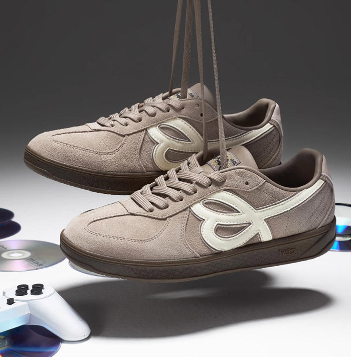 国潮品牌We flower 2025秋季新款奶芋灰配色德训鞋惊艳登场图片6