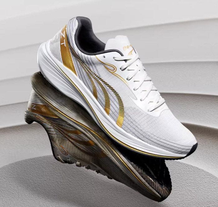 300元档多威征途3代碳板训练跑鞋实测图片4