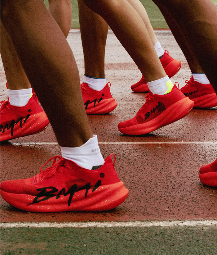 41码仅165g！必迈惊碳3.0Turbo竞速跑鞋评测图片1