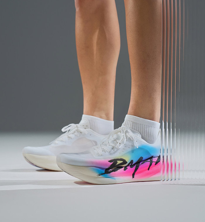 41码仅165g！必迈惊碳3.0Turbo竞速跑鞋评测图片5