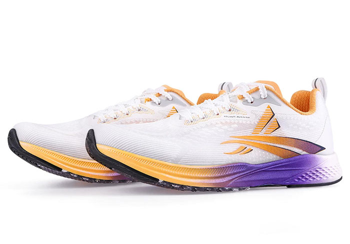 学生体考首选300元内碳板跑鞋！沃兰迪梦幻闪电跑鞋实战体验图片8