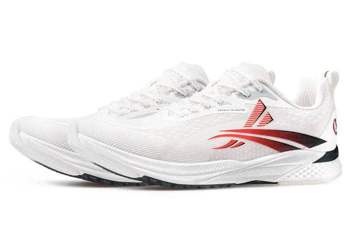 学生体考首选300元内碳板跑鞋！沃兰迪梦幻闪电跑鞋实战体验图片9