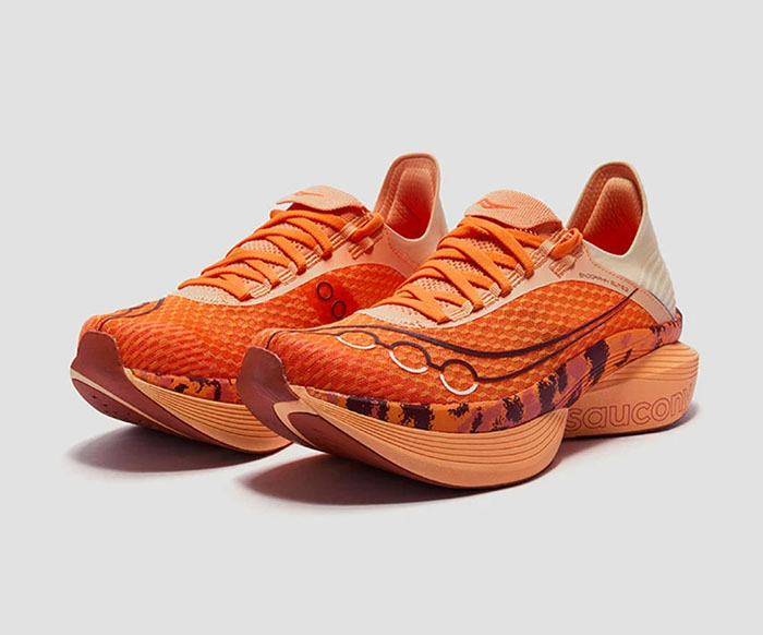 精英跑者私藏！索康尼2026新款啡翼2马拉松旗舰跑鞋解析图片3