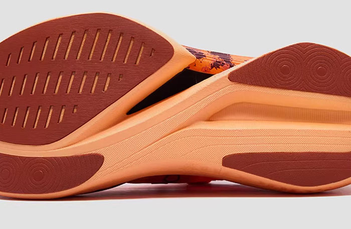 精英跑者私藏！索康尼2026新款啡翼2马拉松旗舰跑鞋解析图片5