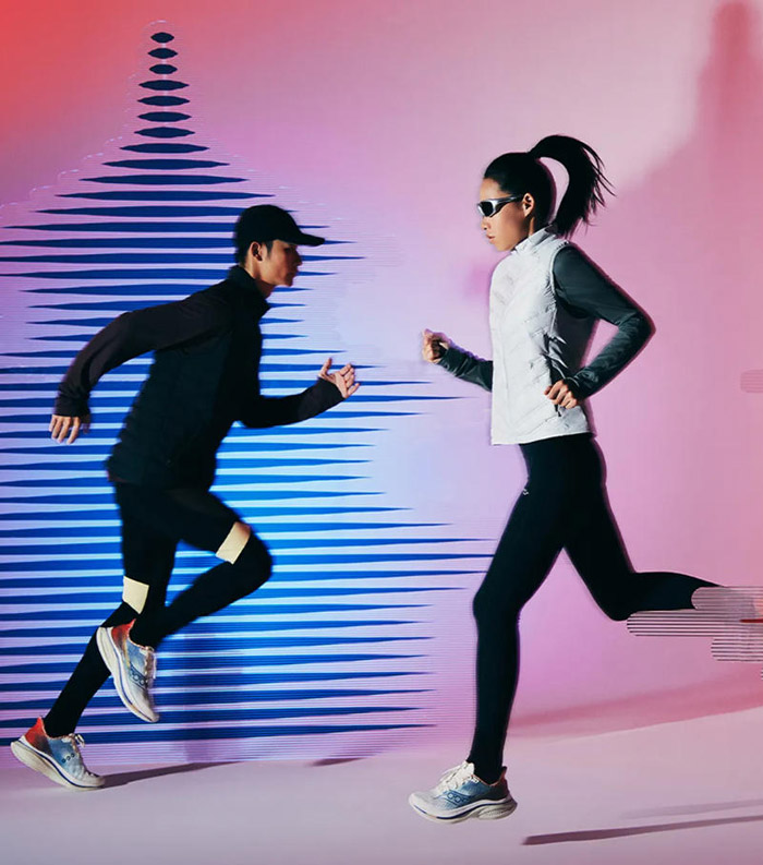 索康尼2025秋季北京城市配色啡速5跑鞋线下首发图片 索康尼2025秋季北京城市配色啡速5跑鞋线下首发图片