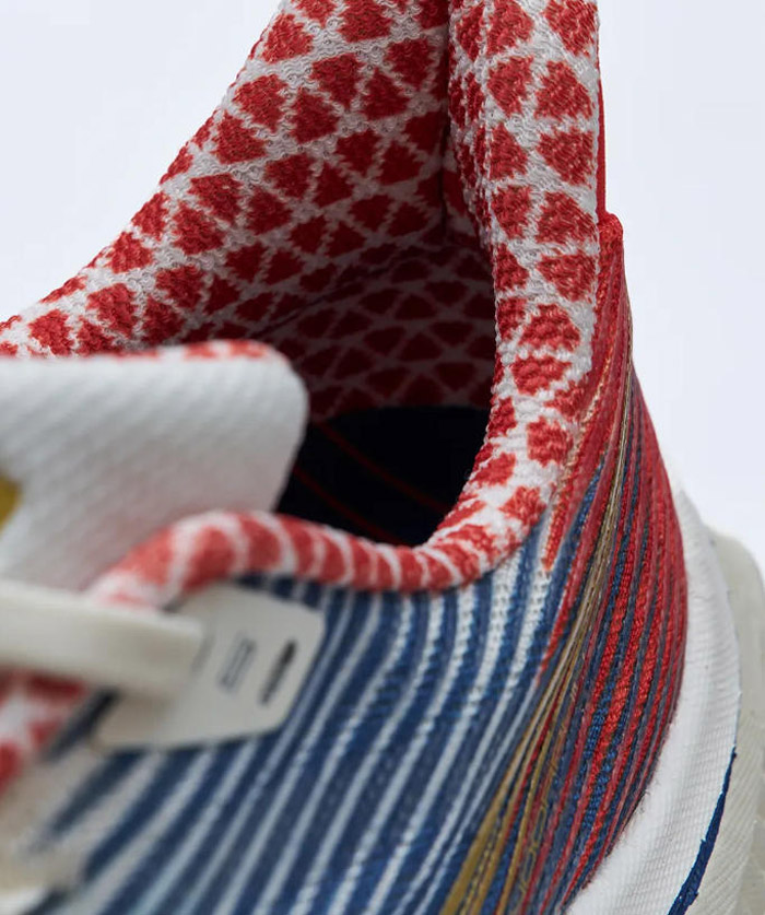 索康尼2025秋季北京城市配色啡速5跑鞋线下首发图片12 索康尼2025秋季北京城市配色啡速5跑鞋线下首发图片12