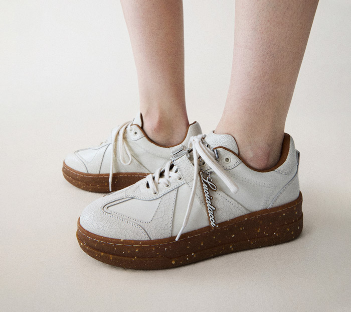 LUCIA TACCI 2025秋冬新品祝绪丹同款厚底德训鞋惊艳登场图片4