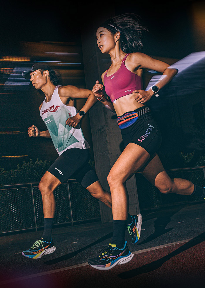 索康尼2025秋季黑紫色啡速5跑鞋即将重磅上市