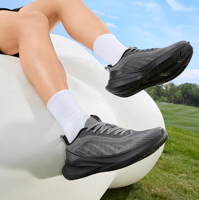 200以内学生党闭眼冲！361飞羽5.0跑鞋高性价比实测图片9