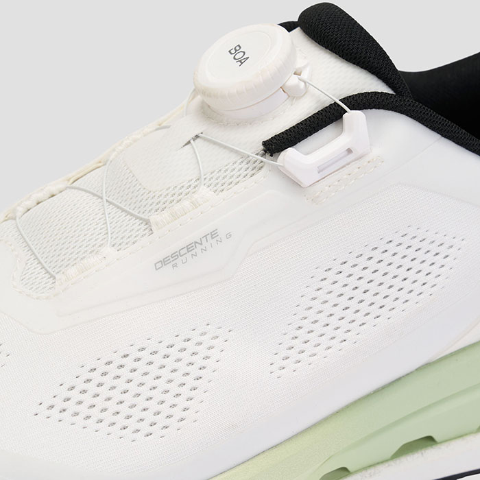 迪桑特发布2026夏季新款D/F AERO WIRE流体跑鞋图片4