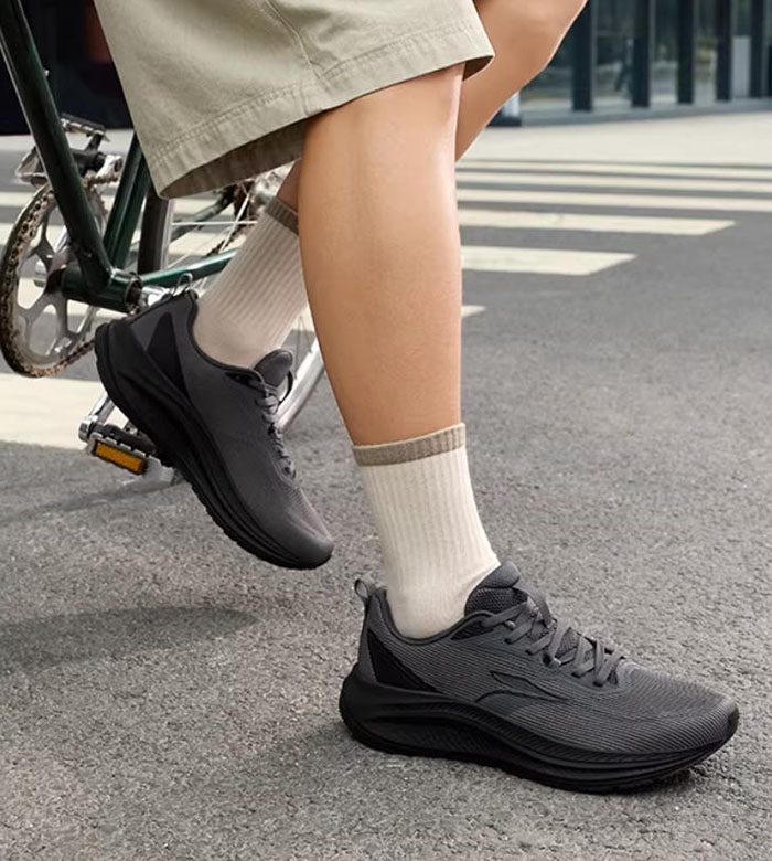 200元内高性价比跑鞋！361度2026新款锋翼2.0SE跑鞋全维度评测图片11