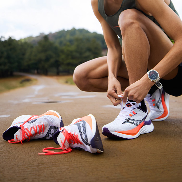 索康尼全新「陆地速鲨」主题配色啡速4竞速跑鞋登场图片5