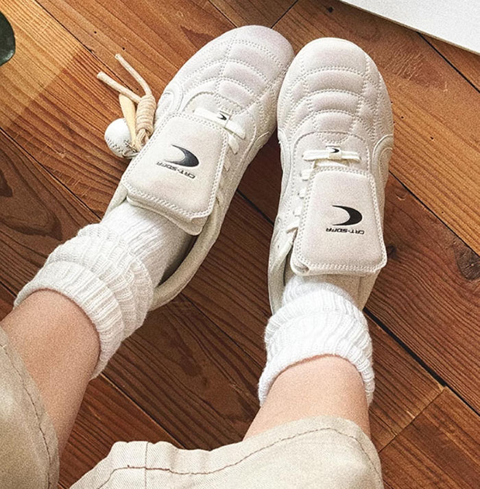 复古运动风潮破圈！CAT&SOFA「猫与沙发」2025全新双C足球鞋登场图片7