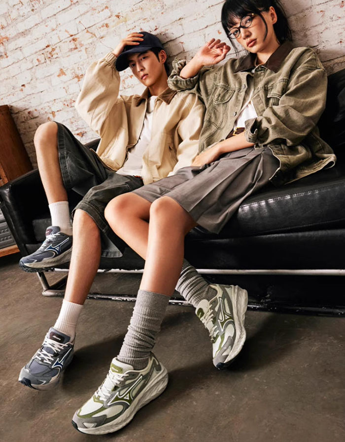 美津浓全新2025秋冬ASTRO LS系列厚底运动鞋登场图片1