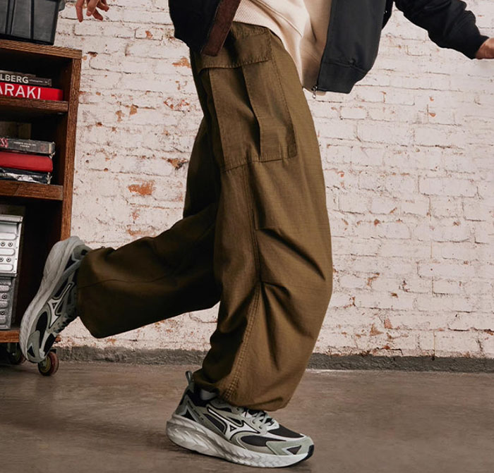 美津浓全新2025秋冬ASTRO LS系列厚底运动鞋登场图片2