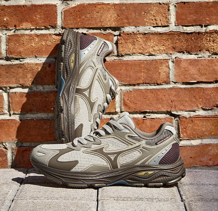 美津浓2026新年限定「雨褐色」RACER S复古跑鞋上市图片5