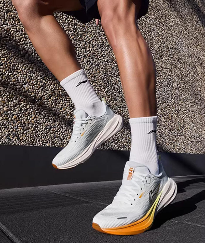 2026新款李宁吾跃4.0跑鞋怎么样？多维升级诠释运动休闲新体验图片7