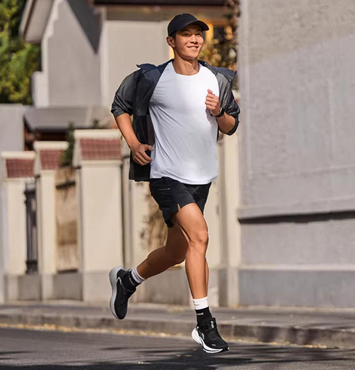 2026新款李宁吾跃4.0跑鞋怎么样？多维升级诠释运动休闲新体验图片8