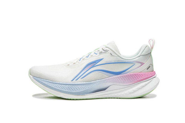 爆款跑鞋！李宁吾适6减震回弹跑鞋评测图片8