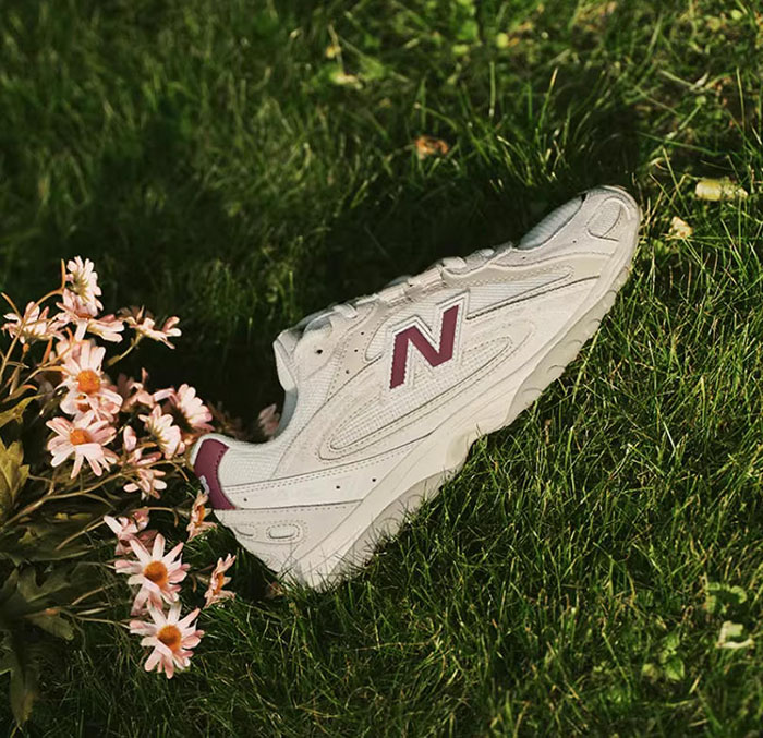 New Balance携手张员瑛同款204L芭蕾薄底鞋登场图片5