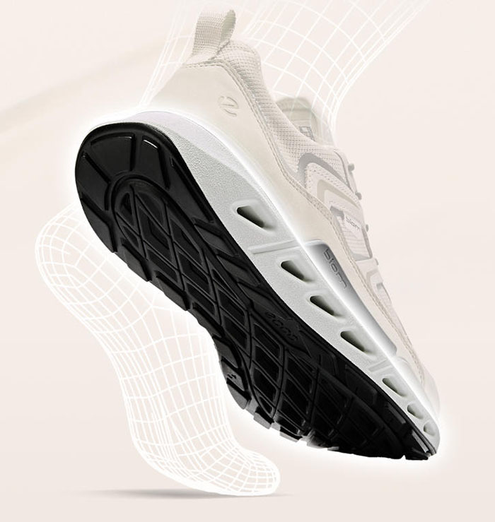 透气防水两不误！ECCO 2026新款健步BIOM 720跑鞋实测真香图片5