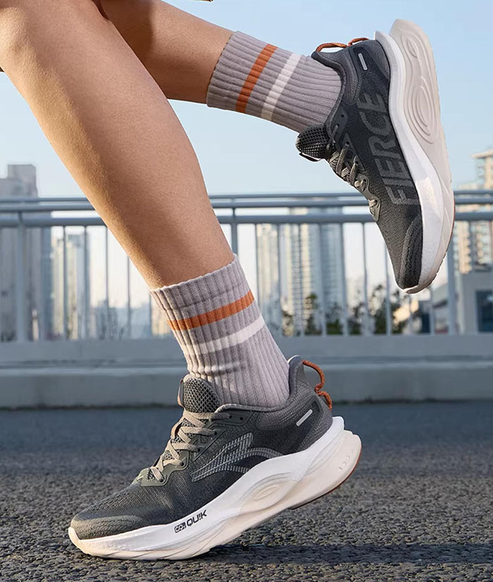 300元内宝藏跑鞋：361赤焰5.0跑步鞋评测图片9