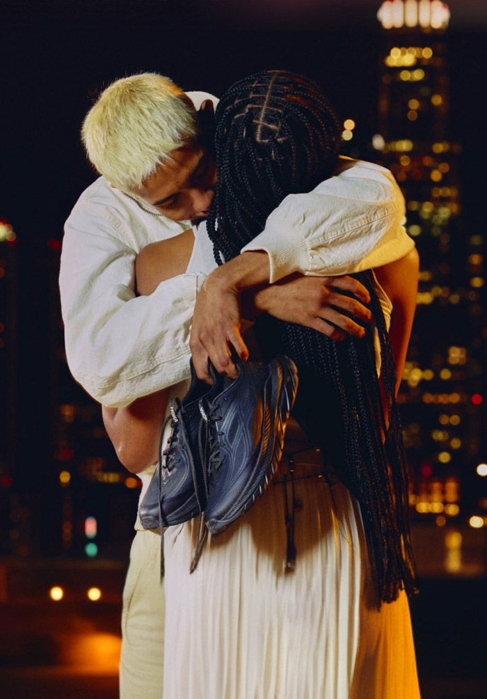 HOKA ONE ONE推出2026春季新款MACH REMASTERED运动鞋图片1