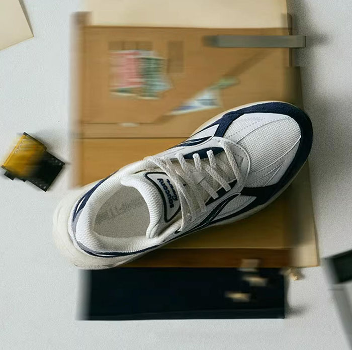 球鞋评测：索康尼2026新款KINVARA PWR复古运动鞋图片5