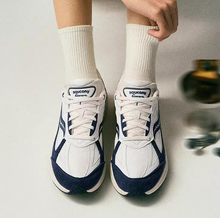 球鞋评测：索康尼2026新款KINVARA PWR复古运动鞋图片4