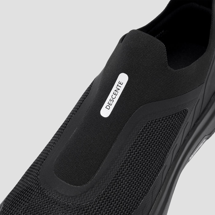 迪桑特2026夏季新作DUALIS系列PRIMER SLIP ON一脚蹬运动鞋登场图片3