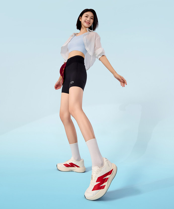 300元内闭眼入！骆驼碳5K成为国民高性价比跑鞋