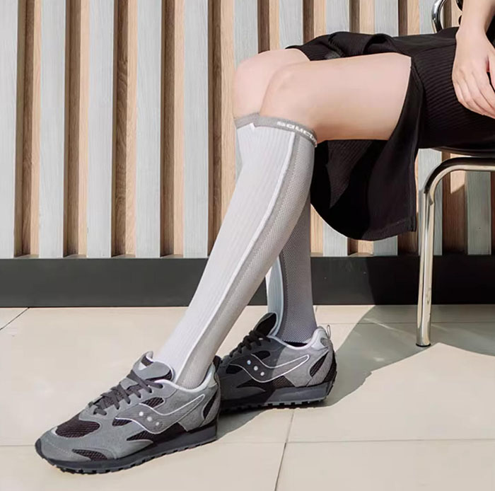 索康尼2026新款灰黑配色TRAINER 80X运动鞋即将登陆图片4