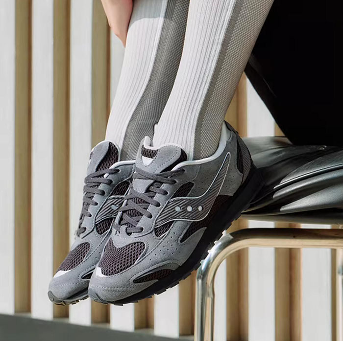 索康尼2026新款灰黑配色TRAINER 80X运动鞋即将登陆图片8