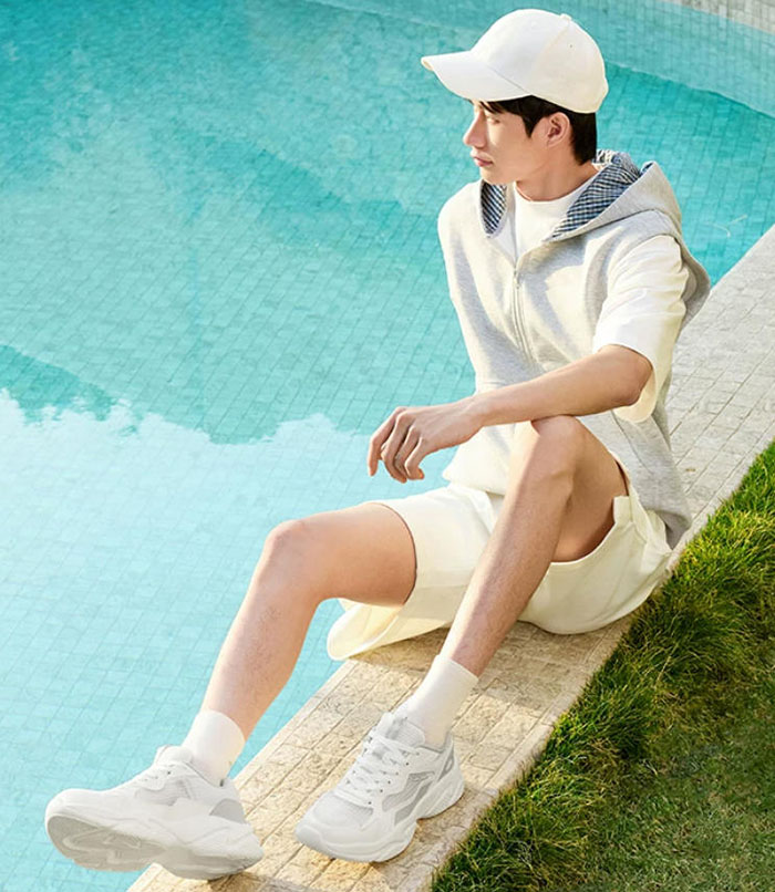 夏日鞋履+百元级神鞋！361° 云舒云朵鞋破解透气与颜值双重难题