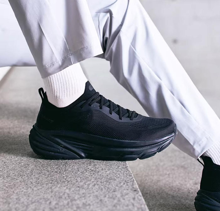 Saucony索康尼新款GUARD 2通勤缓震跑鞋正式预售 解锁多元场景舒适体验图片2