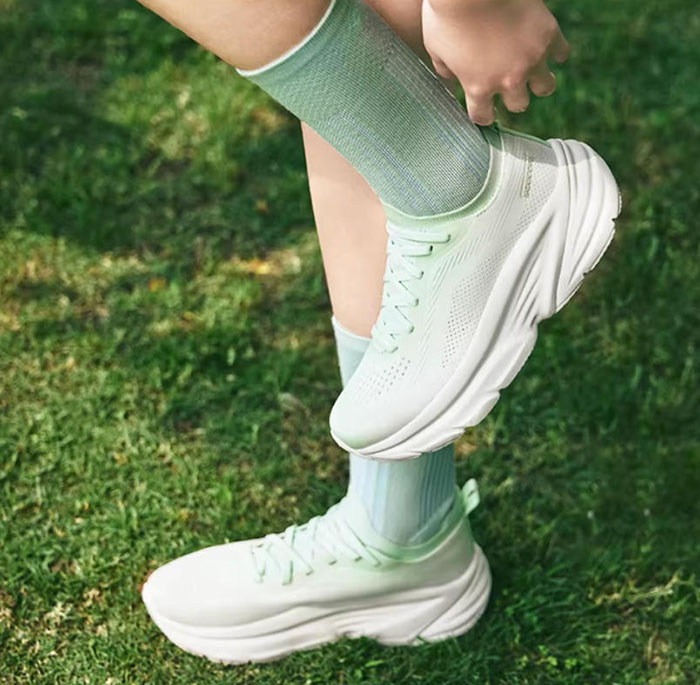 Saucony索康尼新款GUARD 2通勤缓震跑鞋正式预售 解锁多元场景舒适体验图片11