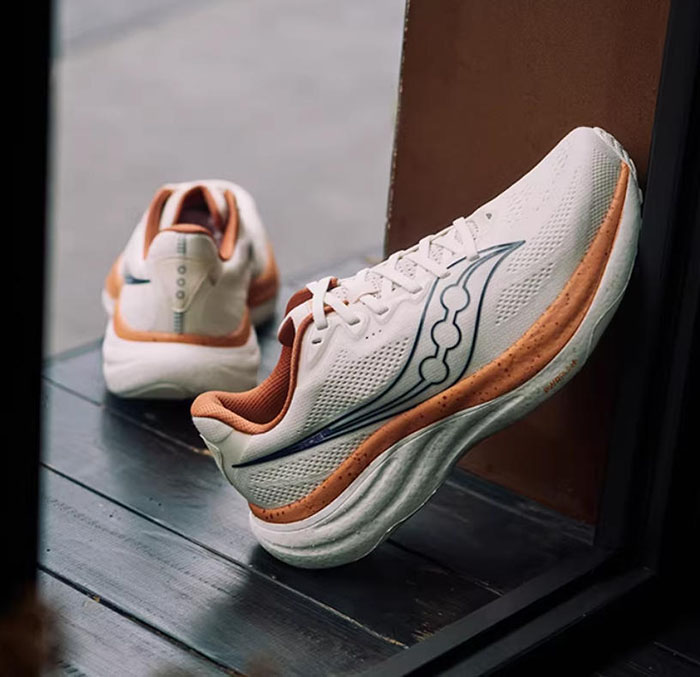 索康尼RIDE驭途19情侣款缓震慢跑鞋即将焕新登场图片11