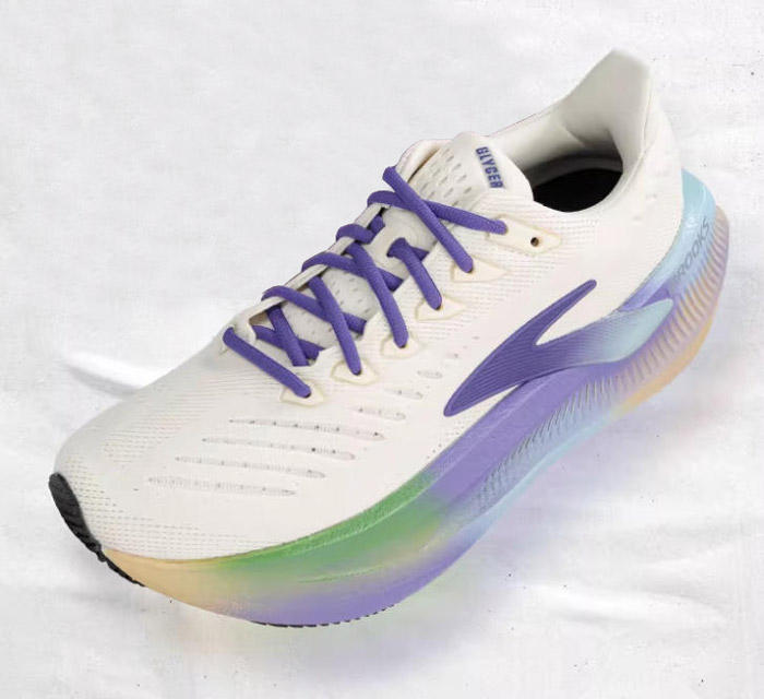 布鲁克斯窑变系列超级甘油2跑鞋 解锁春日奔跑新体验图片9