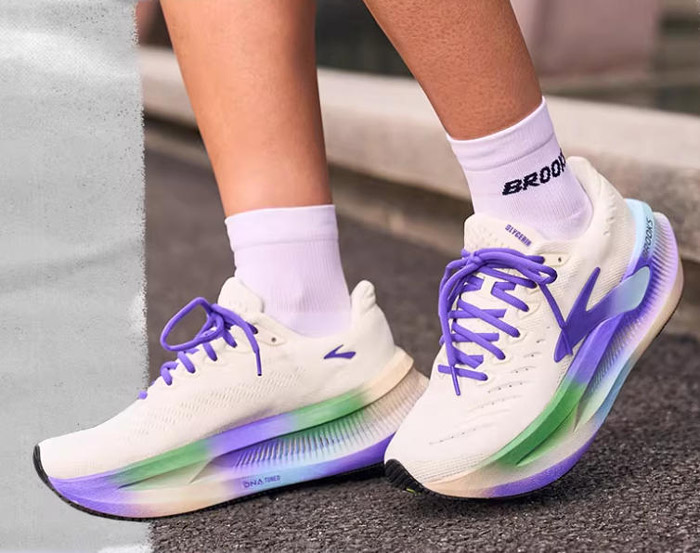 布鲁克斯窑变系列超级甘油2跑鞋 解锁春日奔跑新体验图片3